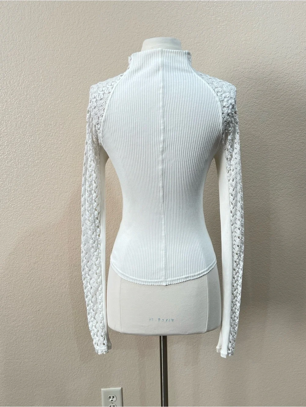 Free People edge ivory
